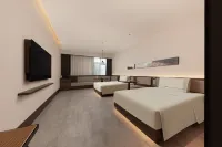 Nanning Jinhu Square Jinyuan CBD Atour Hotel