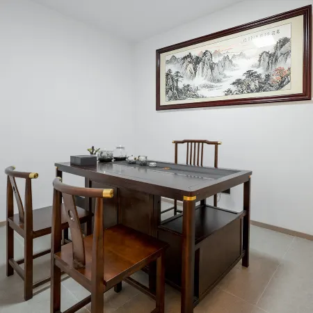 Home Inn NEO (Xi'an Bell Tower & Drum Tower, Guangji Street Metro Station)