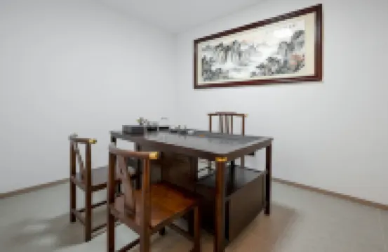 Home Inn NEO (Xi'an Bell Tower & Drum Tower, Guangji Street Metro Station)