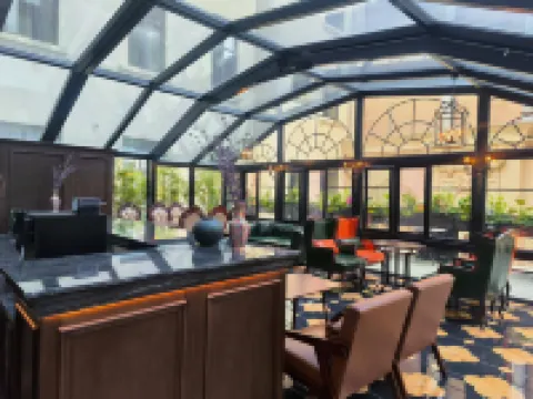 雪庭·繁花裏頂奢民宿（哈爾濱索菲亞教堂中央大街店）