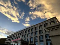 Western Inn Sheli Hotel Hotel a Saga