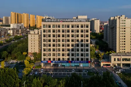 Yishang hotel Tangshan Nanhu tourist scenic spot new stadium shop Отели рядом с достопримечательностью «Tangshankangzhen Monument Square»