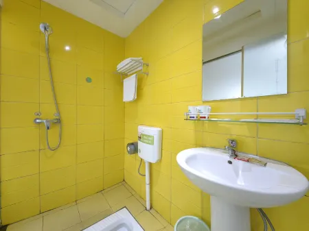 New Tiange Hotel Отели рядом с достопримечательностью «Jianyang Administrative Cadre School»