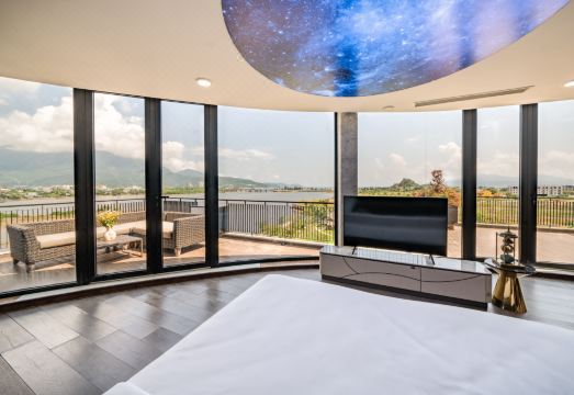 Cami Riverside Resort Da Nang