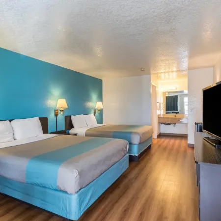 Motel 6 Carlsbad, NM