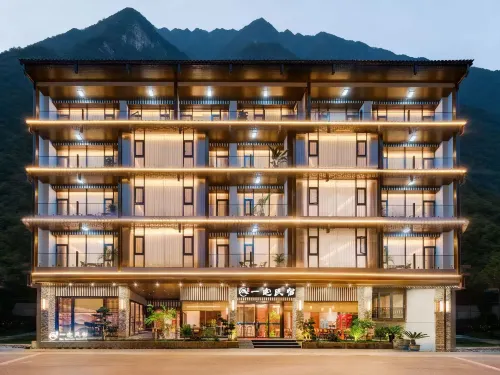 黃果樹一宅·VINVANA中式美學民宿