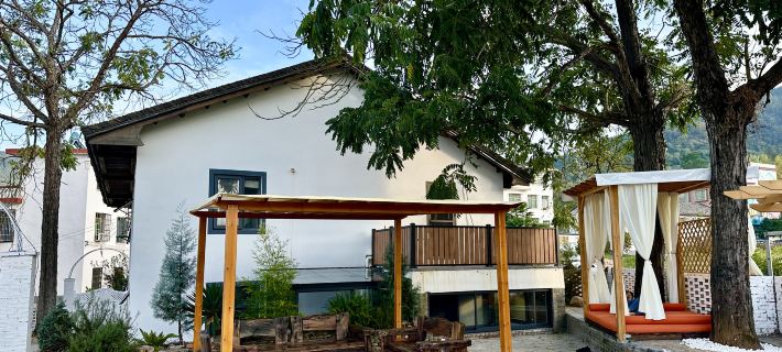 Time Under the Eaves Homestay Hotels in Rucheng County