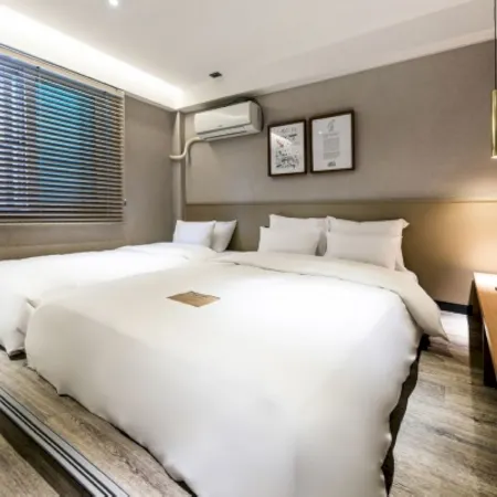 Hotel No. 25 Gyeongju Bus Terminal Отели рядом с достопримечательностью «Галерея «Хонджасу»»