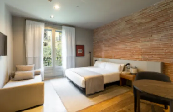 Colectia Stays Pau Claris