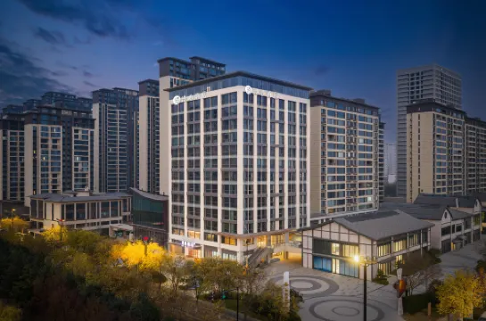 Manxin  Longmen Station Hotel