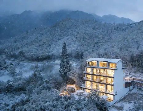 Suitable • 180° Mountain View Starry Sky Swimming Pool Forest Mountain Lodge (Cloud Grassland Store)