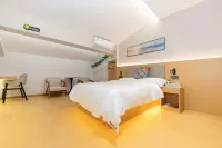 Qingzhen Zhumeng Holiday Hotel
