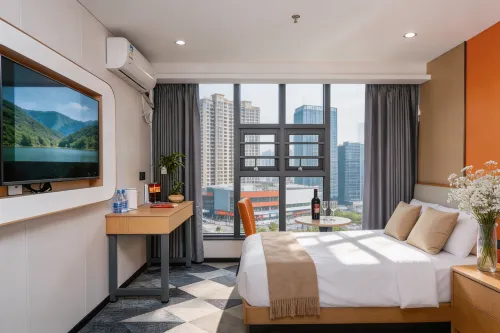 Phantom Interstellar Hotel (Hengyang Hengnan People's Government Nanyue Airport) - موقف سيارات