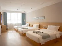 Red Snow Lotus Hotel 쿠얼러 호텔