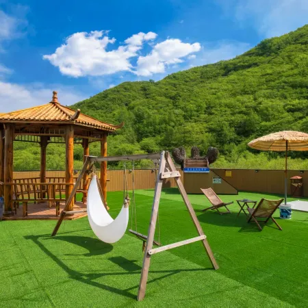 Yicaoyimu B&B (Wutaishan Scenic Area Branch)
