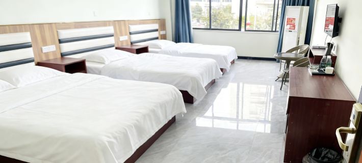 Suichuan Peninsula Business Hotel Hotels in Suichuan