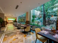 Chimelong Hotel Hotels near محطة هانكسي تشانغلونغ