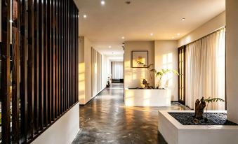 Liuhe Cangyuan Jingpin Guesthouse