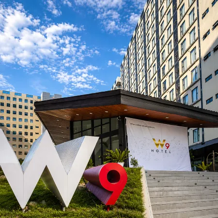 W9 Hotel and Resorts near Manila Airport