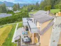 Vancouver Stay --- Victoria Island , Sooke Waterfront House With Private Dock