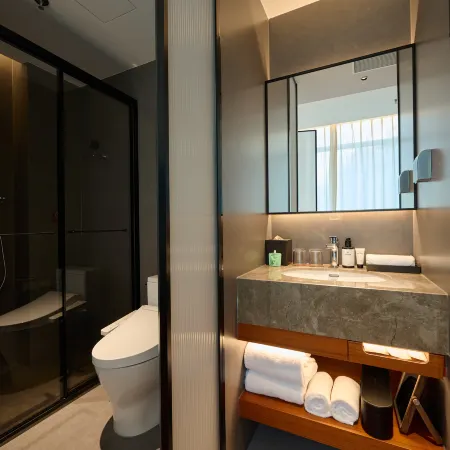 Dalian Anrong Hotel (Xinghai Square Seaview Branch)