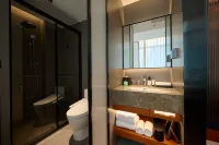 Dalian Anrong Hotel (Xinghai Square Seaview Branch）