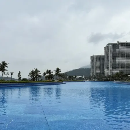 Hailing Island Whale Resort Hotel (Nimble Golden Coast)