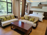 Songfeng Lanyue Hotel (Jiuzhaigou Scenic Area Tourist Center)