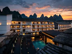 Lijiang Scenery Resort (Yangshuo West Street, Li River Scenic Area)