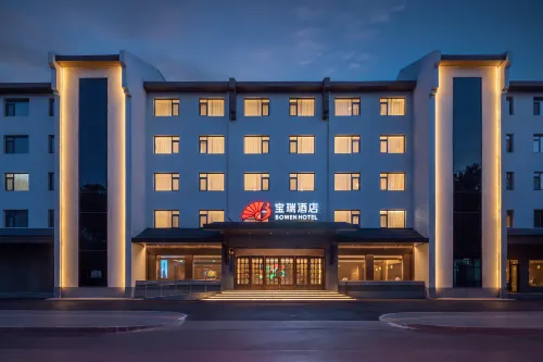 Bowen Hotel