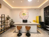 Prajna. Lin Hotel (Mount Emei tourist center)