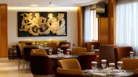 Hotel Ciputra Jakarta - ที่มีบาร์