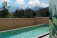 Anzhi Hillside Bloom Creek Retreat