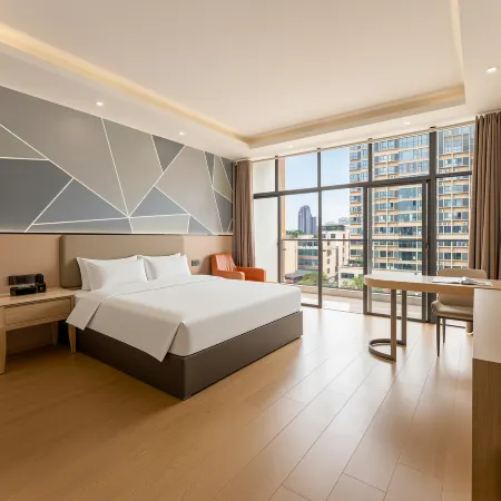 Cloud Collection Hotel (Yichun Yuanzhou High-Speed Railway Station)