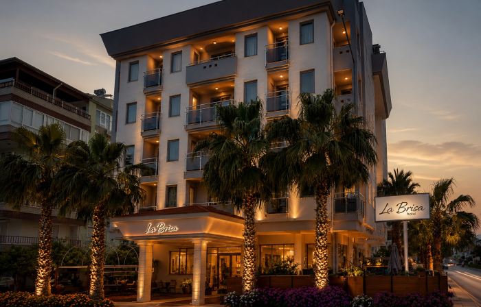 La Brisa Hotel
