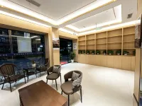 Super 8 Hotel (Emeishan Road Branch) - parking