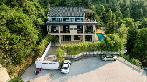 MIKEHAKKA HOSTEL - Rooftop Pools