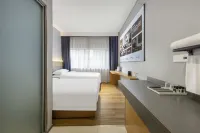 Beijing Zhilv Boyue Hotel (Xiaohongmen) - balcony