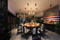 Days Hotel by Wyndham Jilin Railway Station - Airport Shuttle