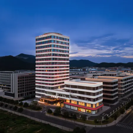 JI Hotel (Lishui Jinyun Economic Development Zone Kechuang Center)