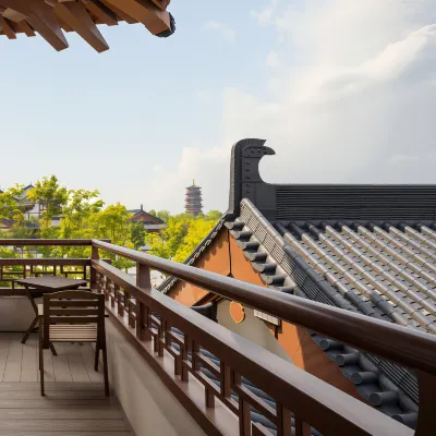 JINYUN   HOTEL Hotels near Lao Cheng