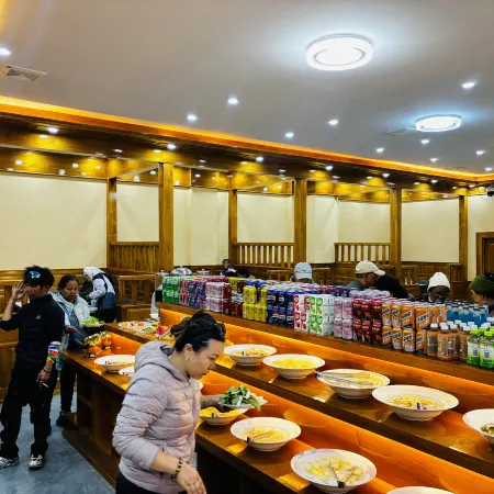 Himalaya International Grand Hotel