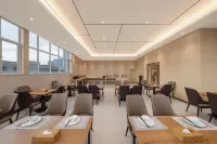 Jiayi International Hotel (Xingfu Road Xiangyang Railway Station) - 4-Star