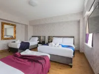 Central Hoxton Shoreditch Hotels near Hackney
