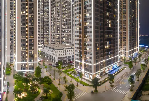 LUMEA Smart Living Collection | Vinhomes Smart City - 4 stjerner