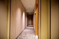 Shanhai Hotel (Wuchang Institute of Technology) - Pysäköinti