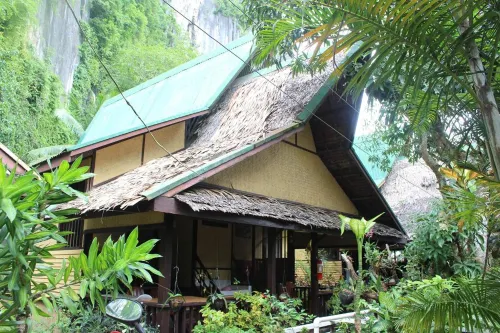 Cliffside Cottages - parking