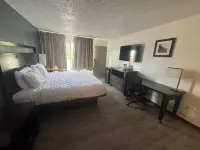 Express Inn & Suites - Pet friendly