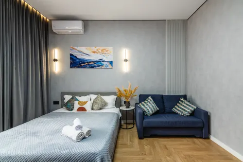 A stylish studio in a modern style (287) - balcony