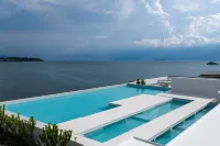 Dali Xinyue Yaji · Seaside Habitat Scenic Vacation Homestay - Infinity Pools